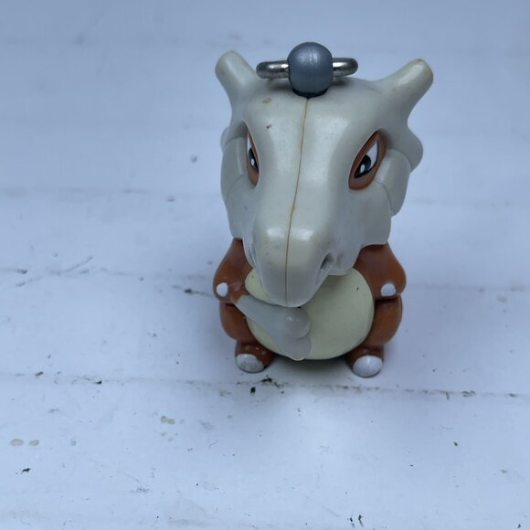 VINTAGE 1999 Burger King Cubone Pokemon Mini-Figure Keychain - Picture 6 of 11